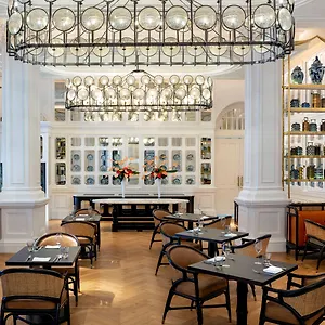 ***** Hotel Raffles Singapur