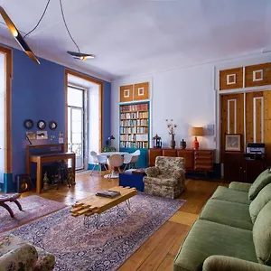 Lost :: Chiado House Gasthof