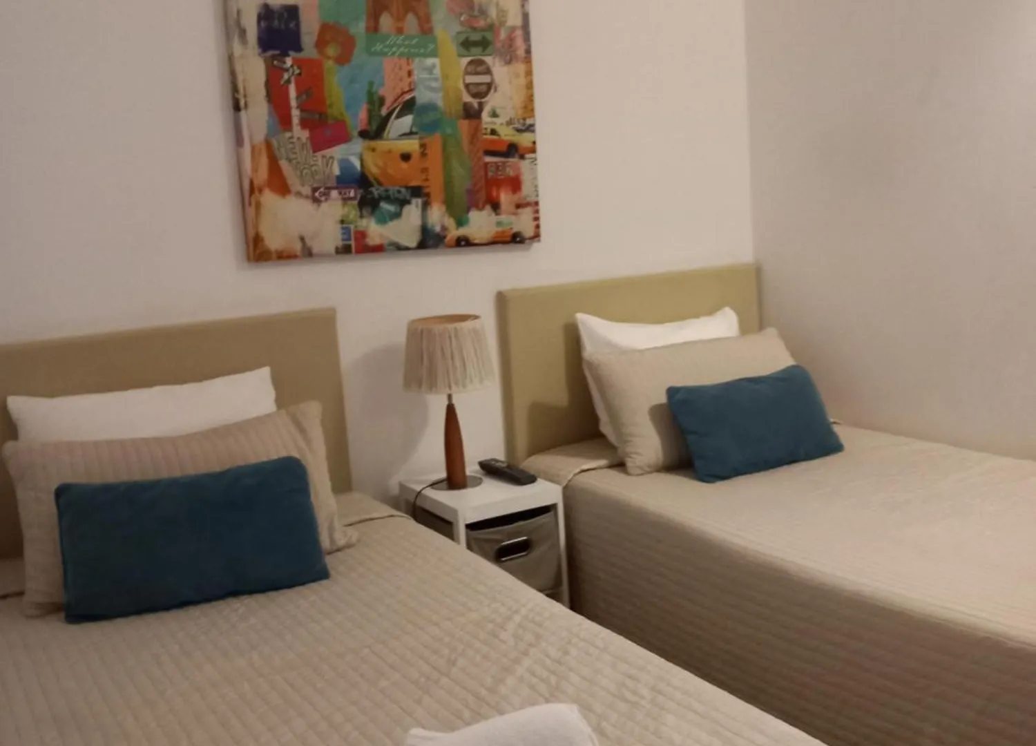 ***  Guest House Guerra Junqueiro Lisbon Portugal